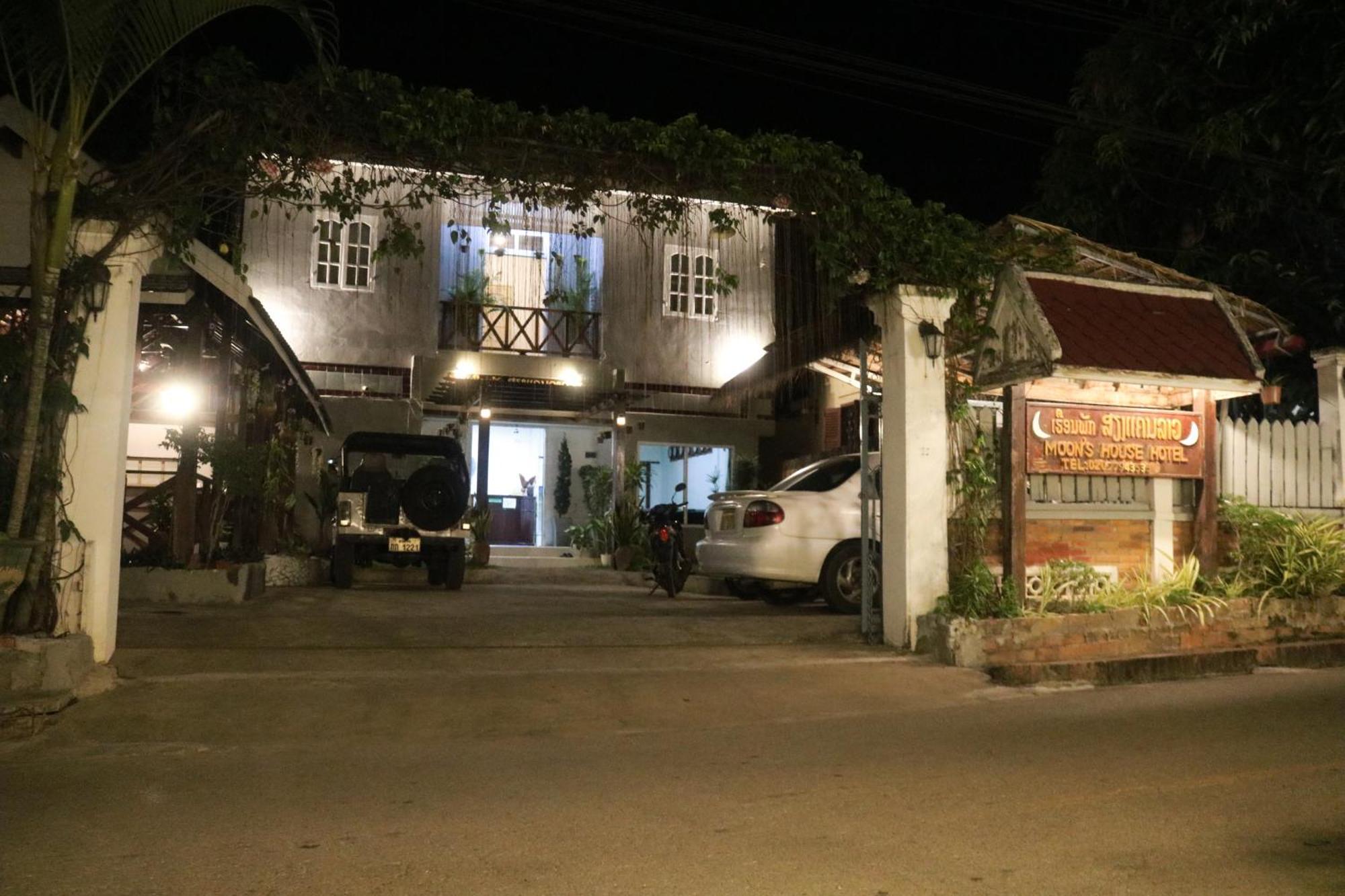 Moon'S House Luangprabang Hotel Exterior photo